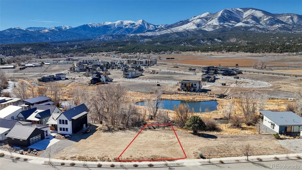 313 Two Rivers Road, Salida