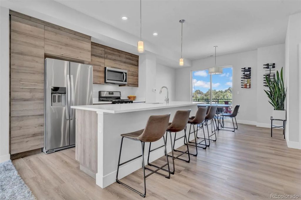 5531 W 11th Place, Lakewood