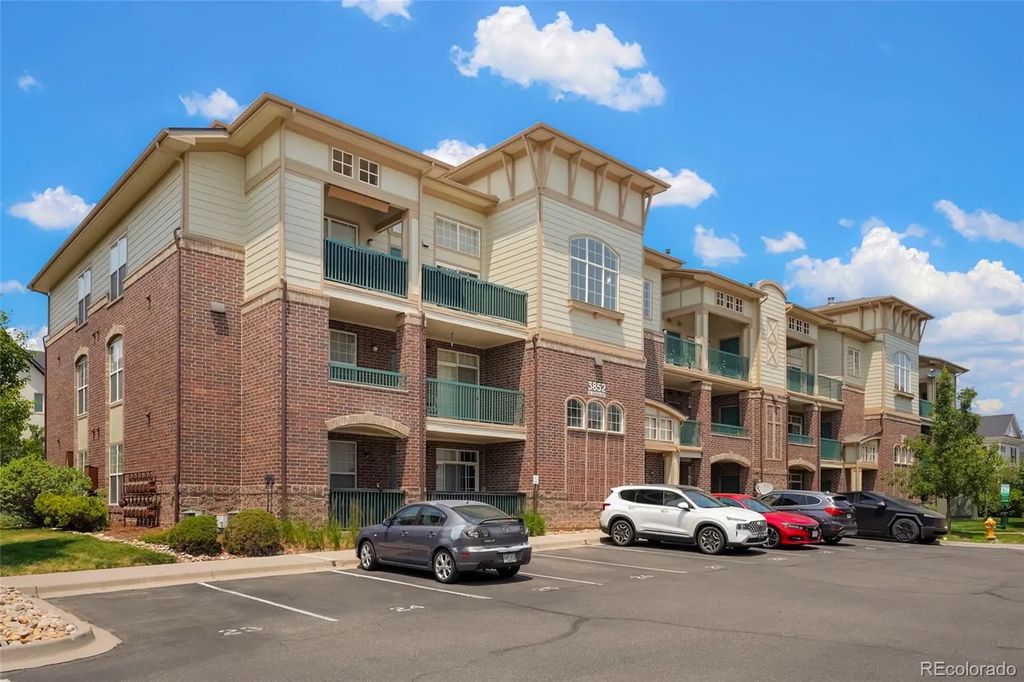 3852 S Dallas Street 8-205, Aurora