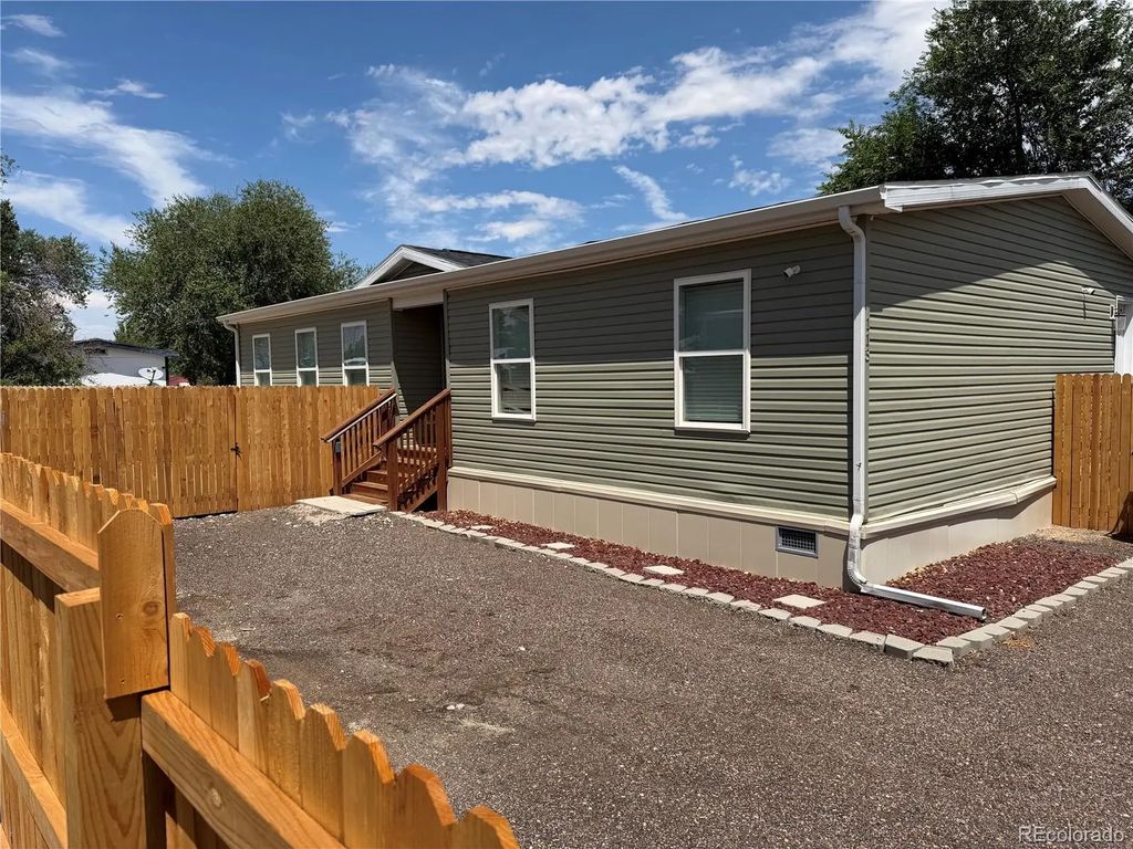 113 E Homer Drive, Pueblo West