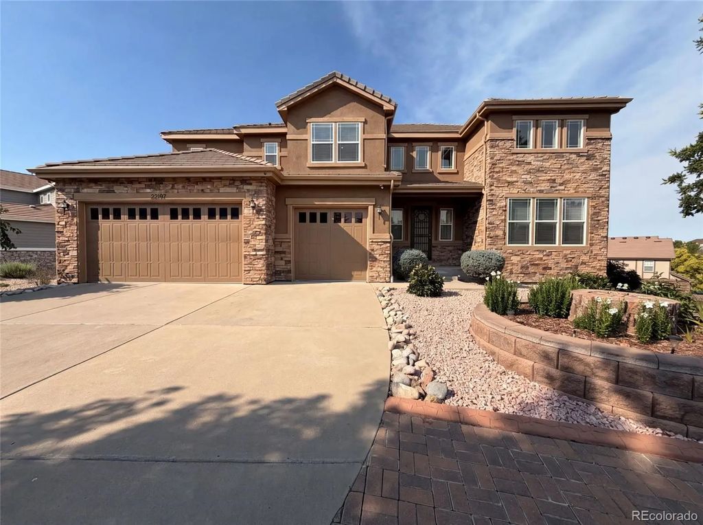 22197 E Easter Circle, Aurora