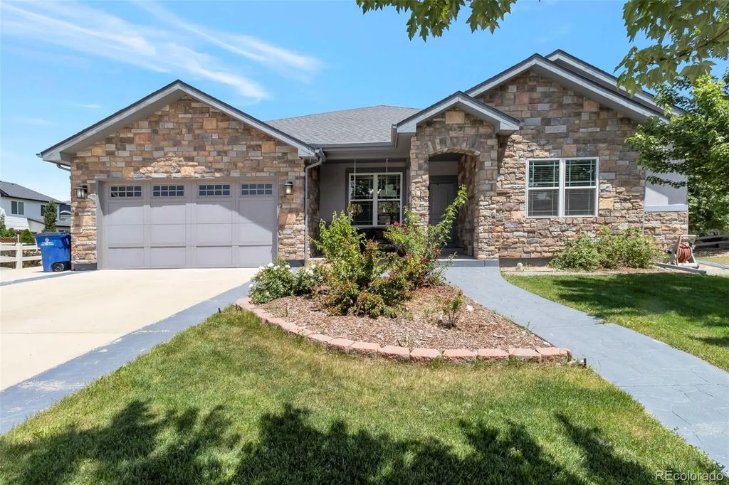 9060 Ferncrest Street, Longmont
