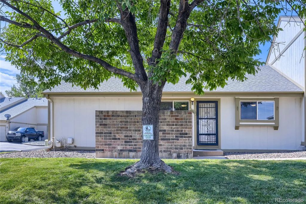 1800 W 102nd Avenue, Denver