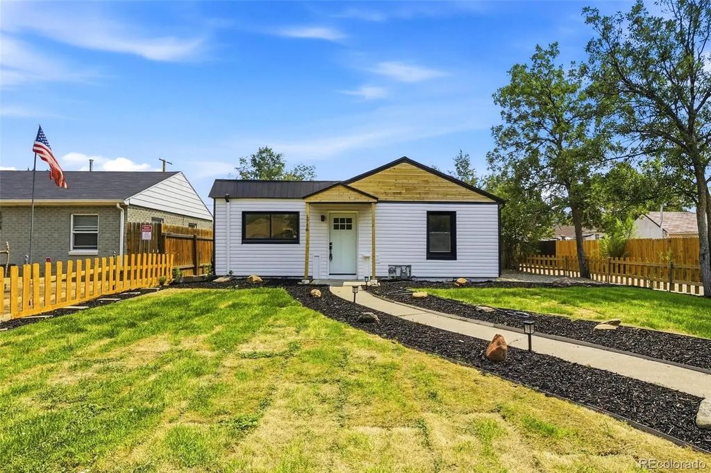 1716 Nome Street, Aurora