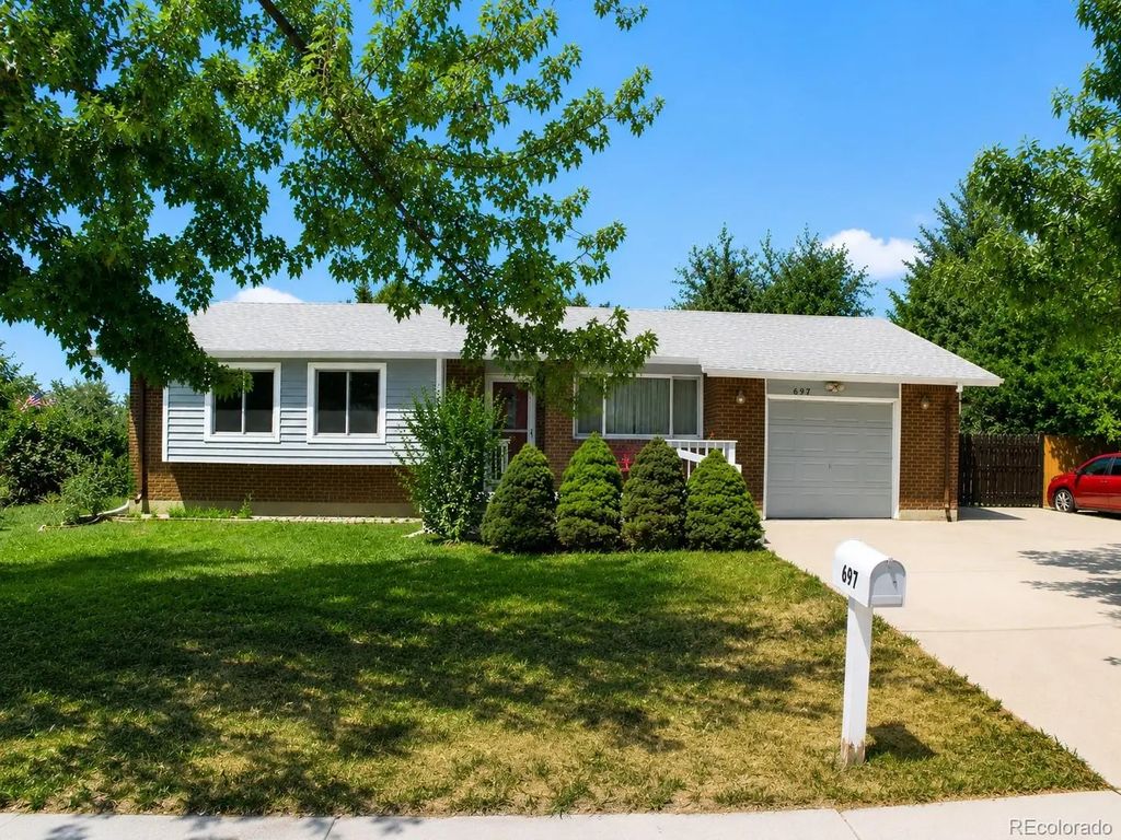 697 S Worchester Street, Aurora