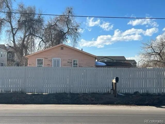 1221 S Dayton Street, Denver