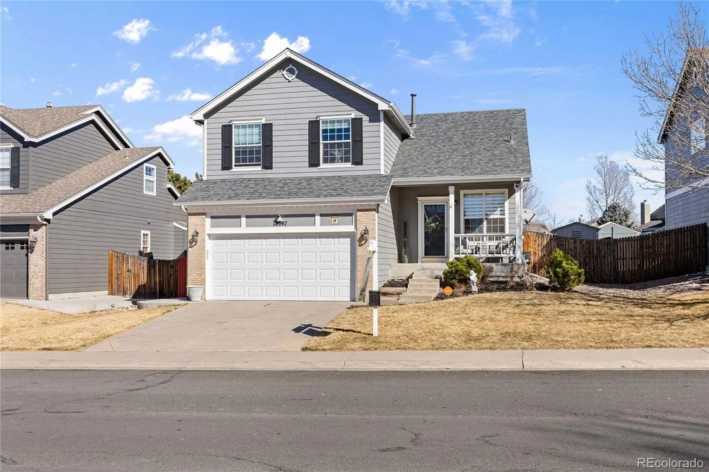 18997 E Crestridge Circle, Aurora