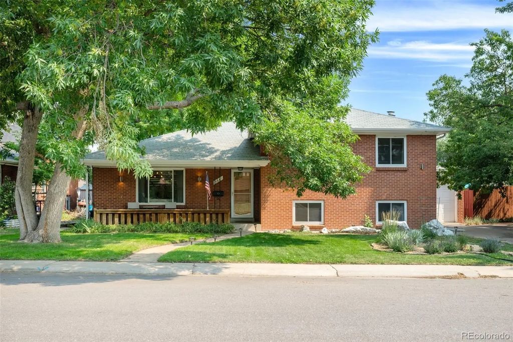 5681 E Gunnison Place, Denver