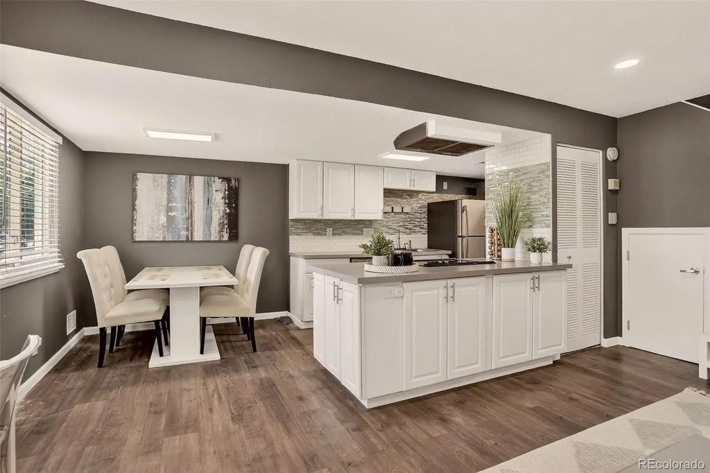 1204 S Uvalda Street, Aurora