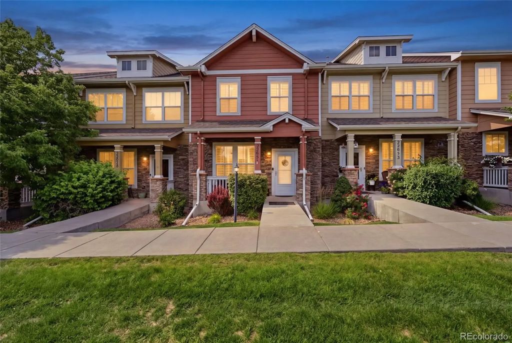 22861 E Briarwood Place, Aurora