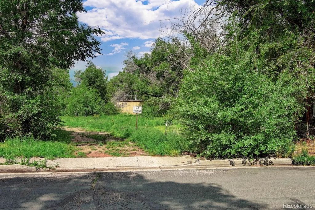 508 Sunset Road, Colorado Springs