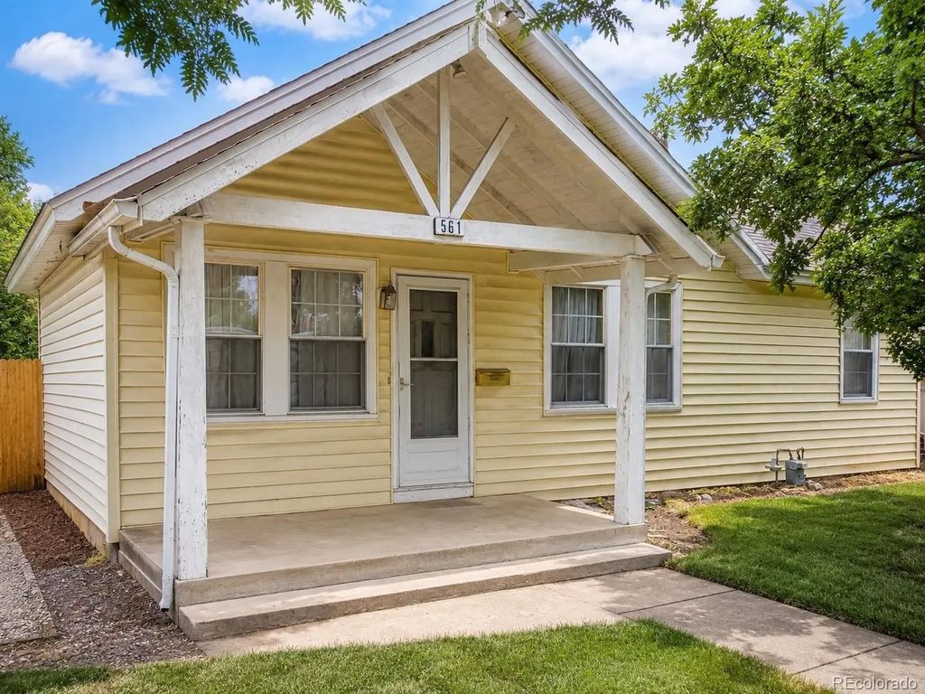 561 W Tufts Avenue, Englewood