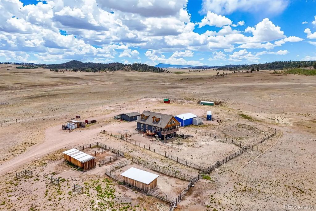 1406 Coweta Trail, Hartsel