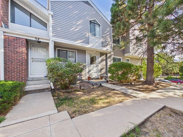 56 S Nome Street, Aurora