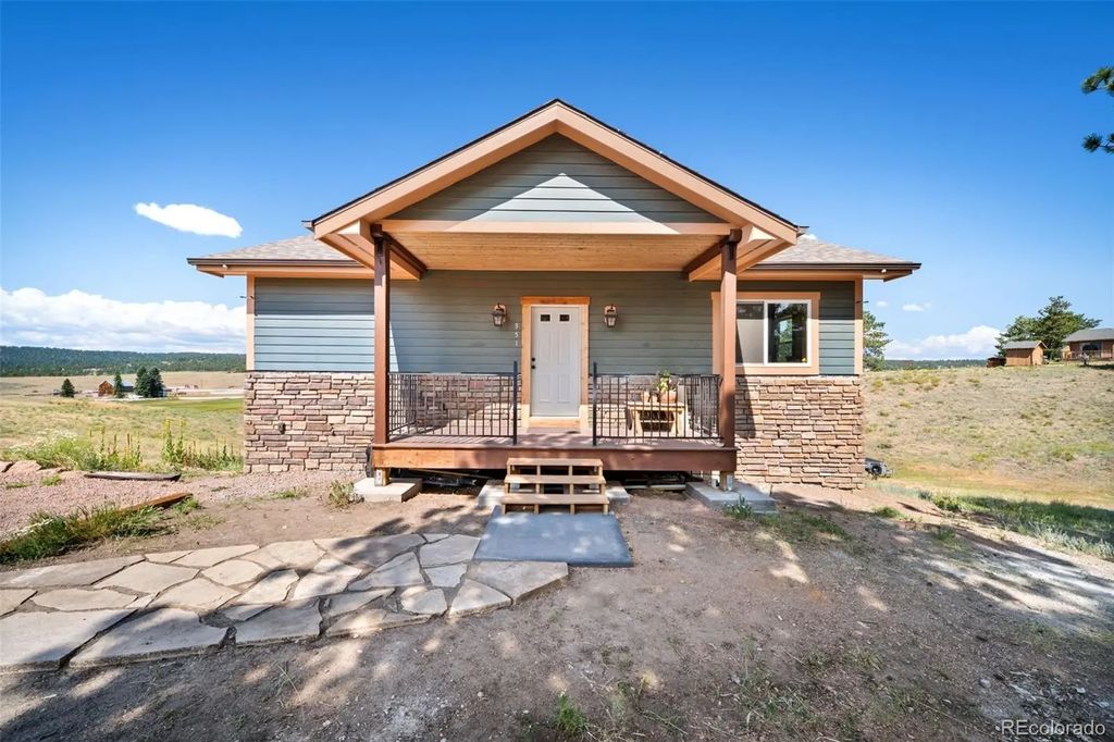 351 High Pasture Road, Florissant