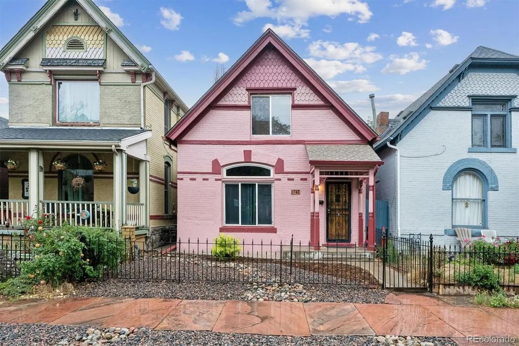 2747 Stout Street, Denver