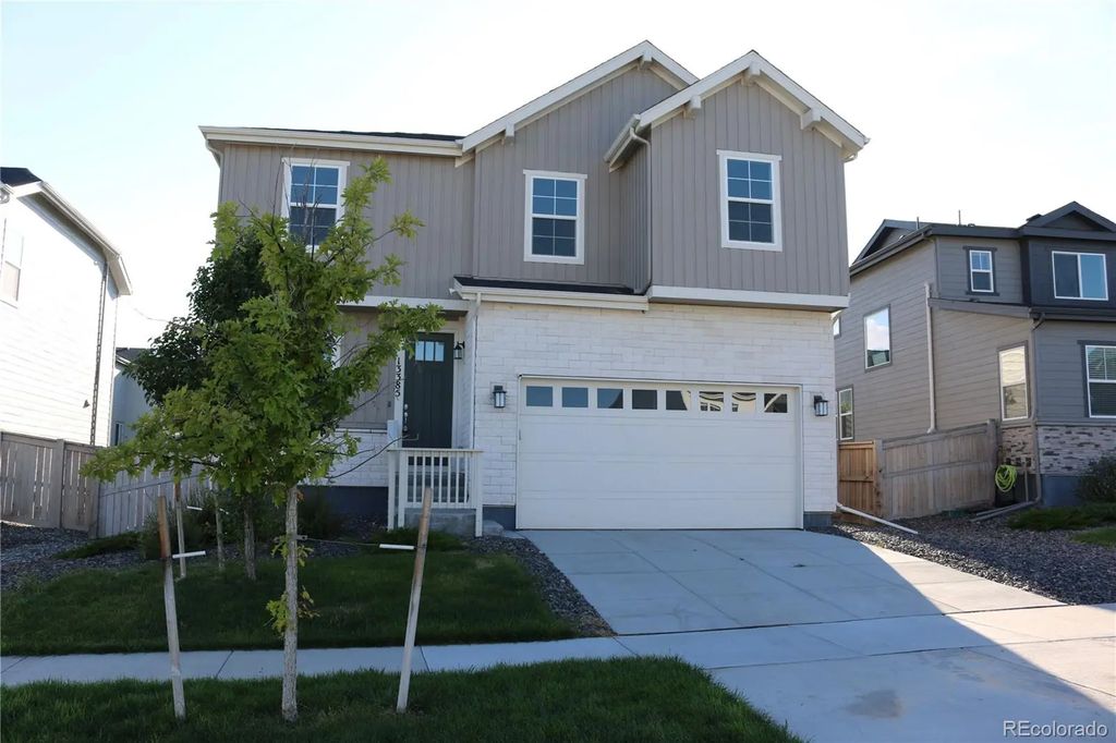 13385 Blue Amber Court, Parker
