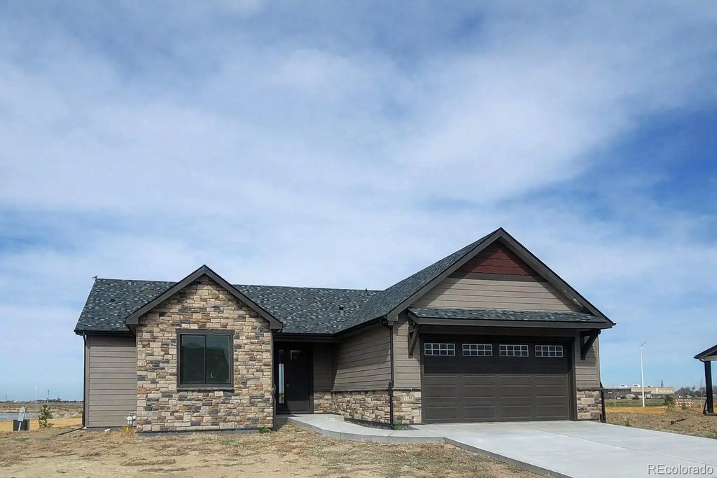 1155 S Deuel Street, Fort Morgan