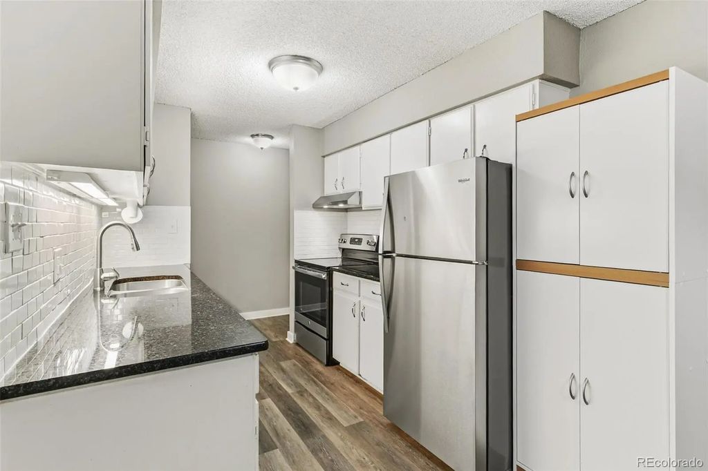 7335 E Quincy Avenue 206, Denver