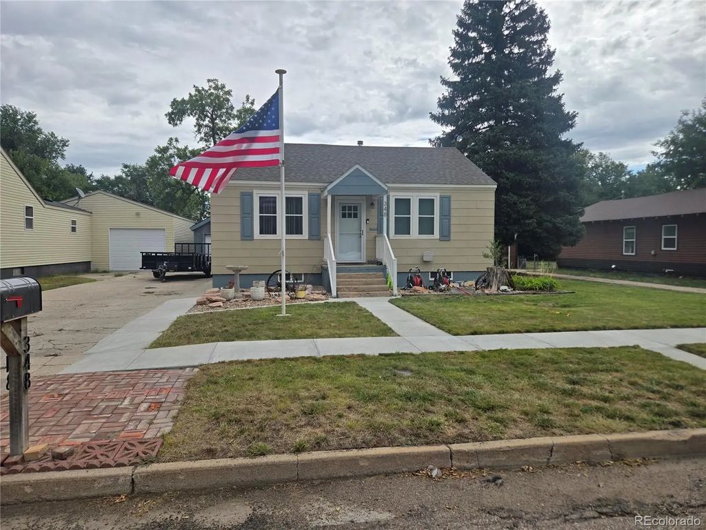 348 11th Street, Burlington