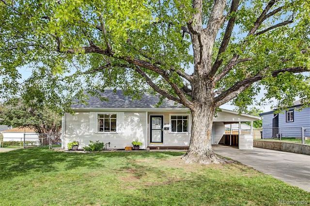 2616 S Linley Court, Denver