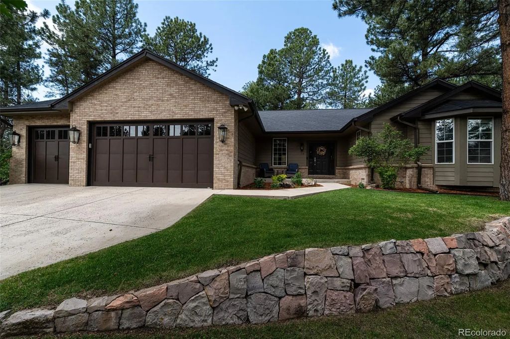 1118 Kenosha Drive, Larkspur