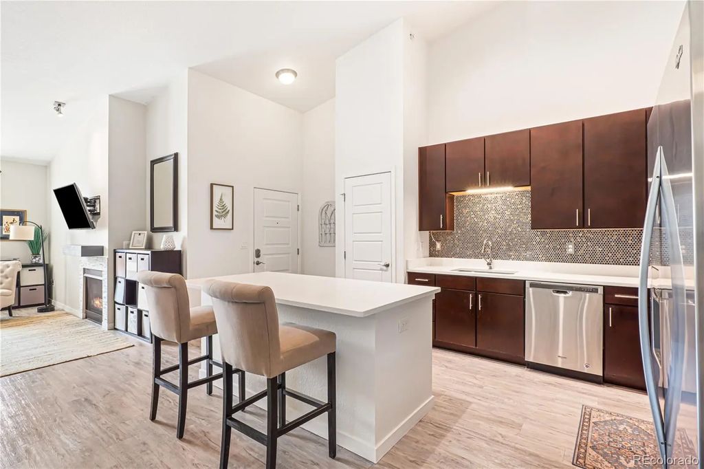 9220 Wilde Lane 306, Parker