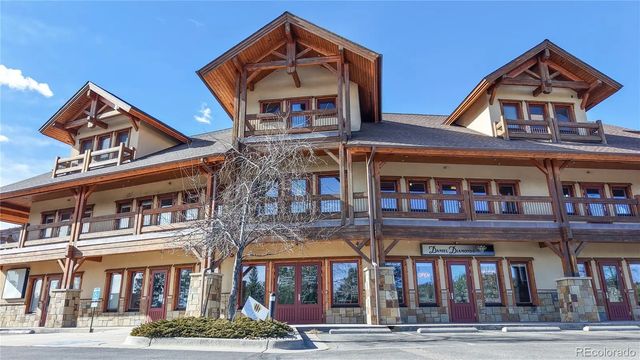 31955 Castle Court, Evergreen