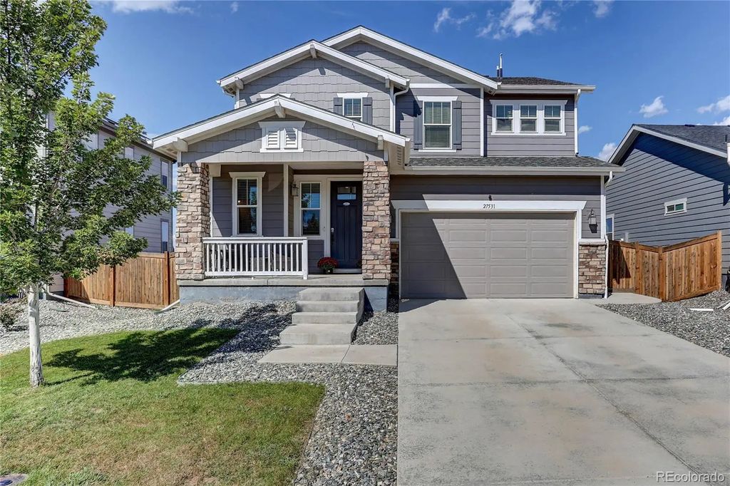 27531 E 7th Drive, Aurora