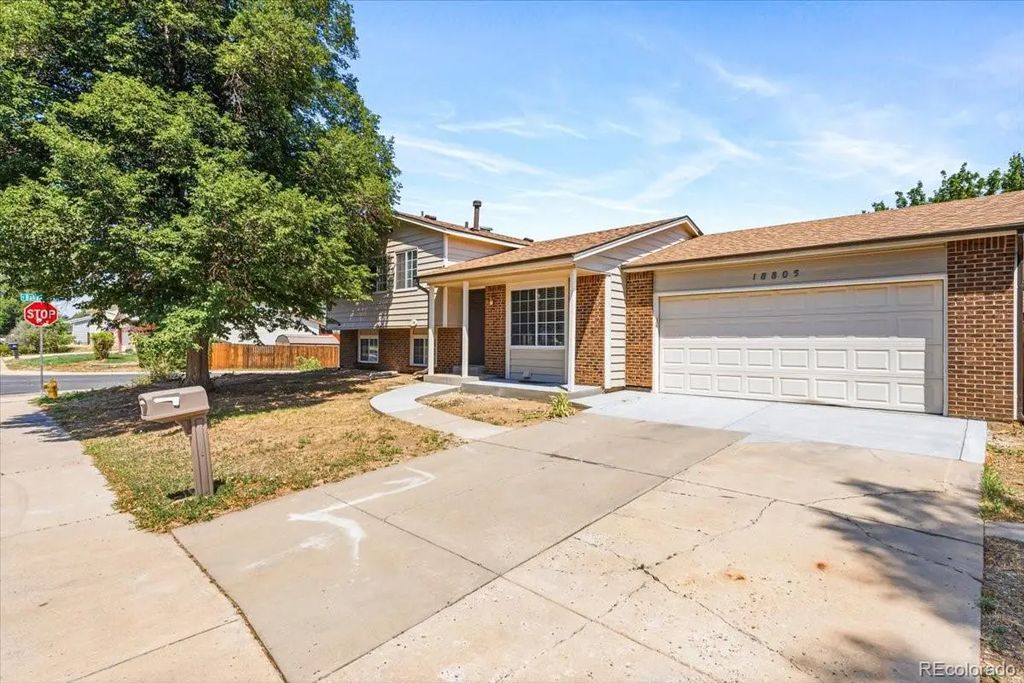 18805 E Napa Drive, Aurora