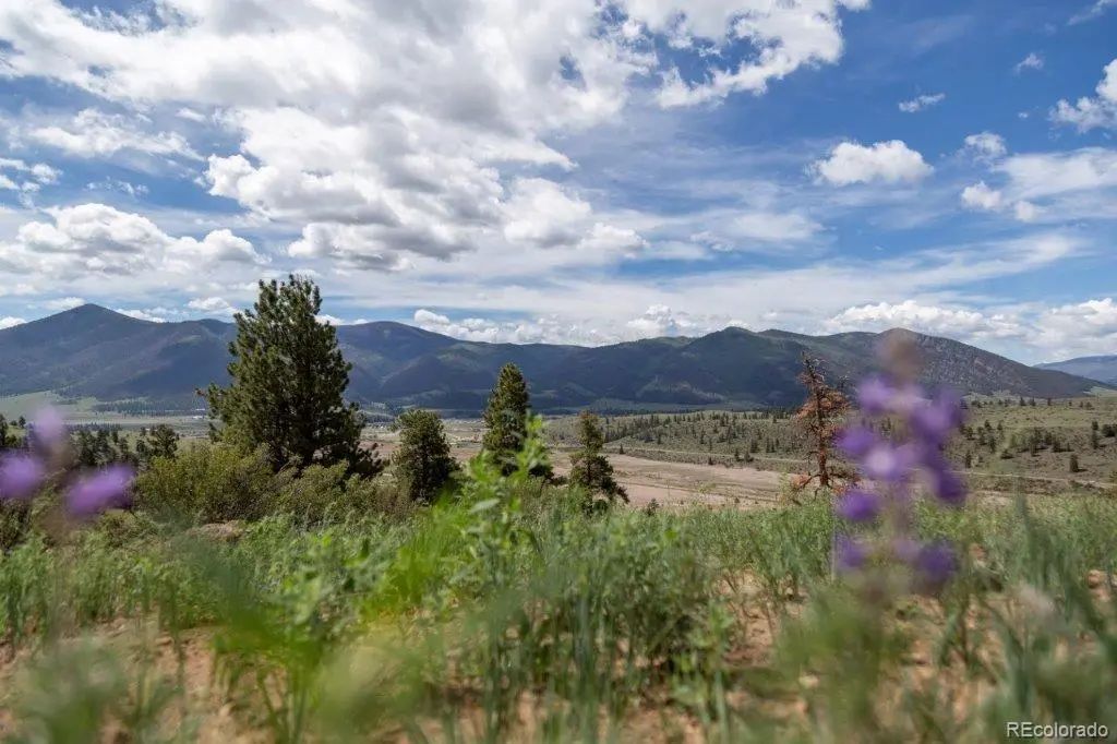 475 Cliff View Drive, Creede