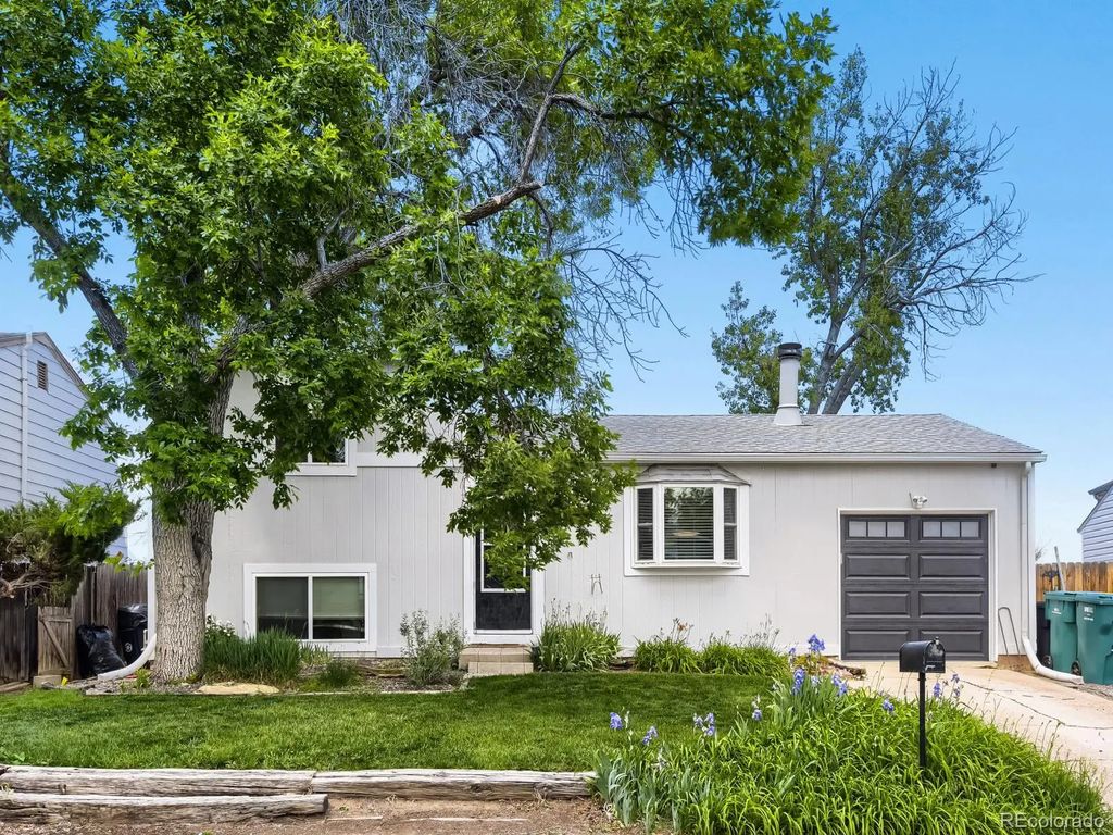 9831 W 105th Avenue, Broomfield