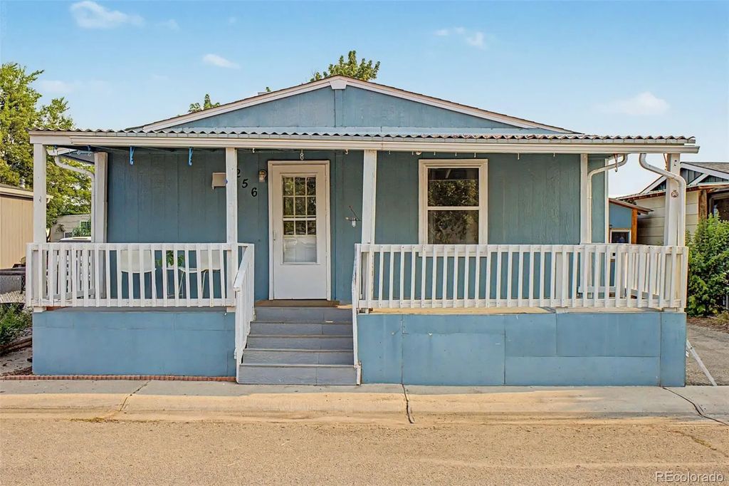 1400 S Collyer Street, Longmont