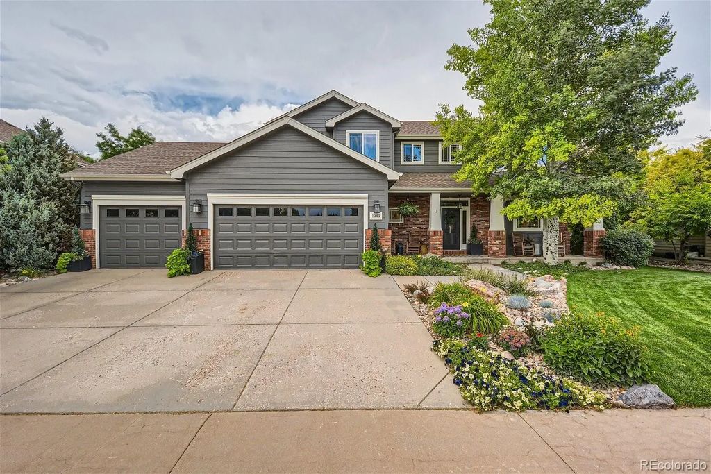 1949 Kaplan Drive, Windsor