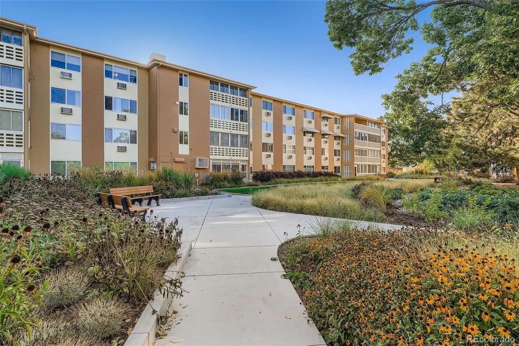 495 S Dayton Street 3b, Denver
