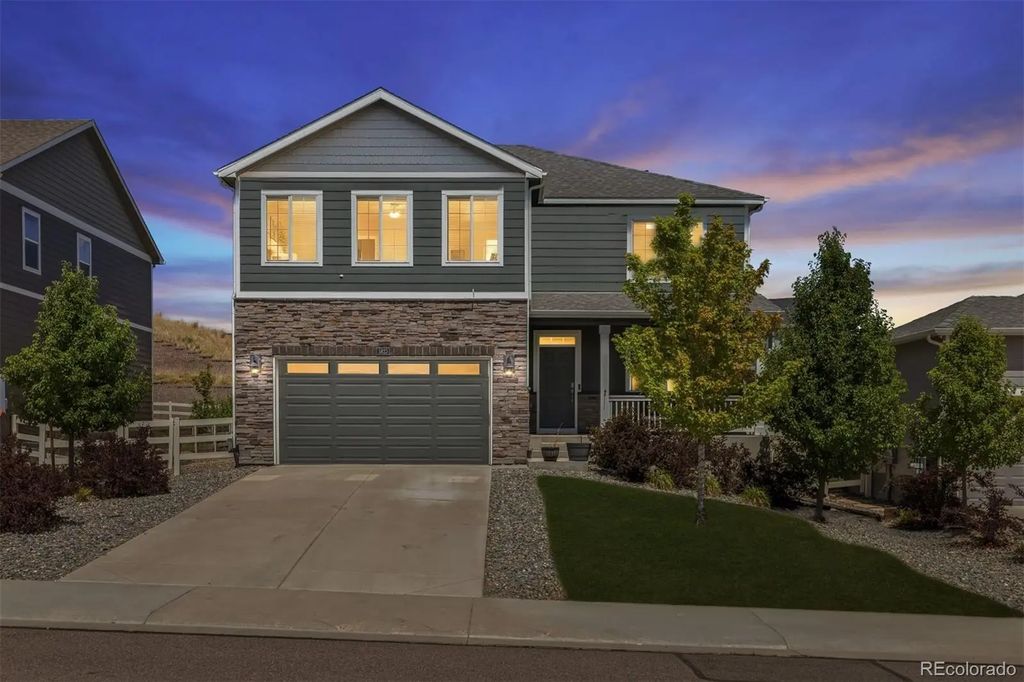 5823 Plains End Court, Castle Rock