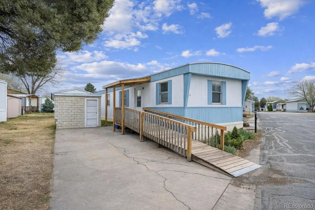 1601 N College Avenue, Fort Collins