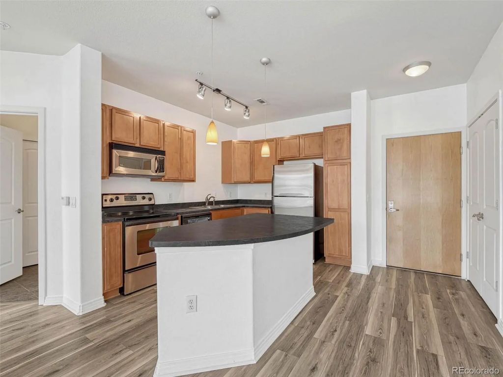 10176 Park Meadows Drive 2217, Lone Tree
