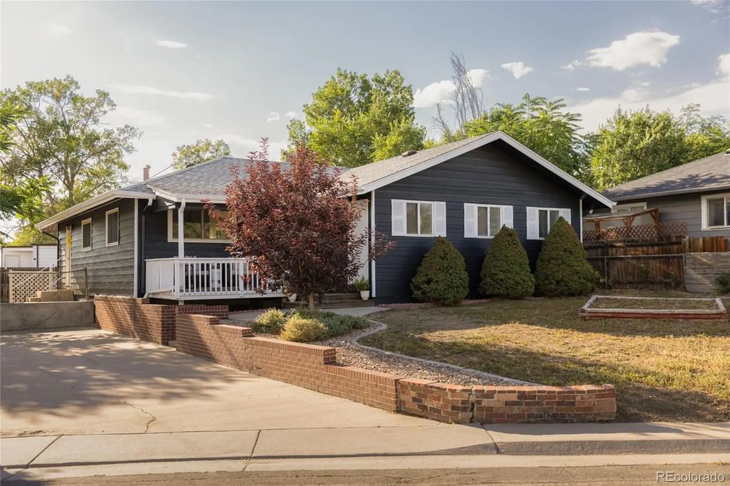 7435 Julian Street, Westminster