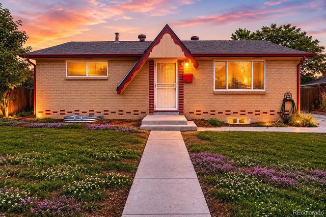 6978 Kidder Drive, Denver