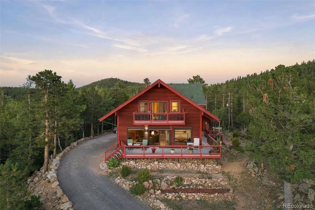 563 Pine Cone Circle, Ward