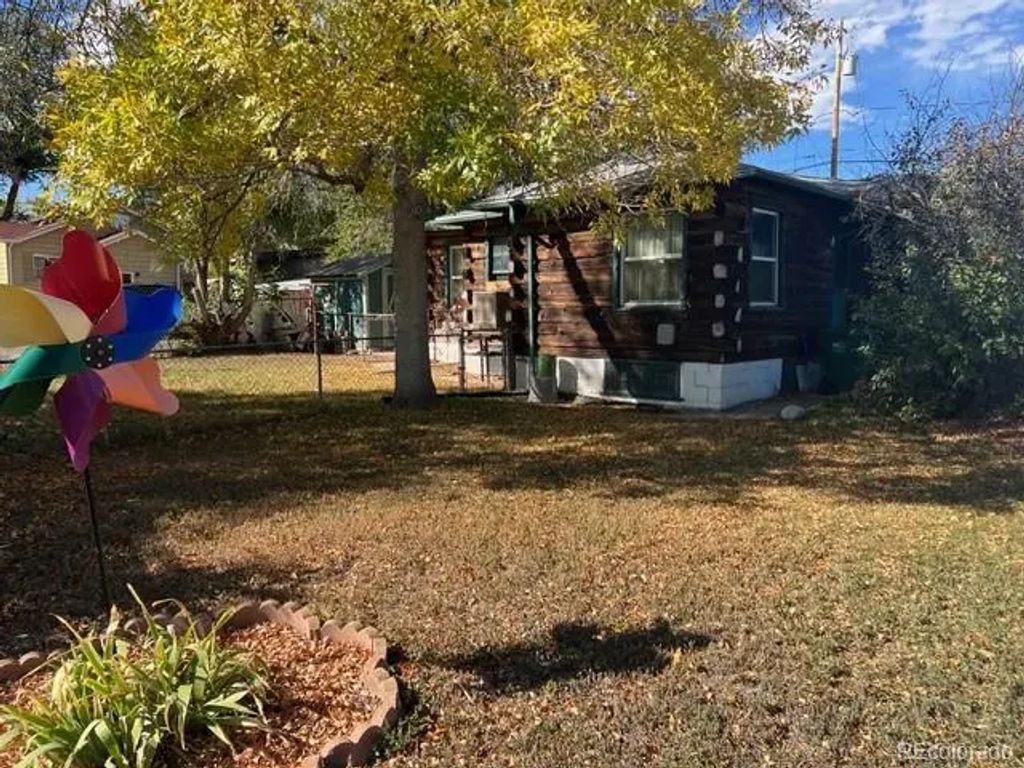 1175 S Ames Street, Lakewood