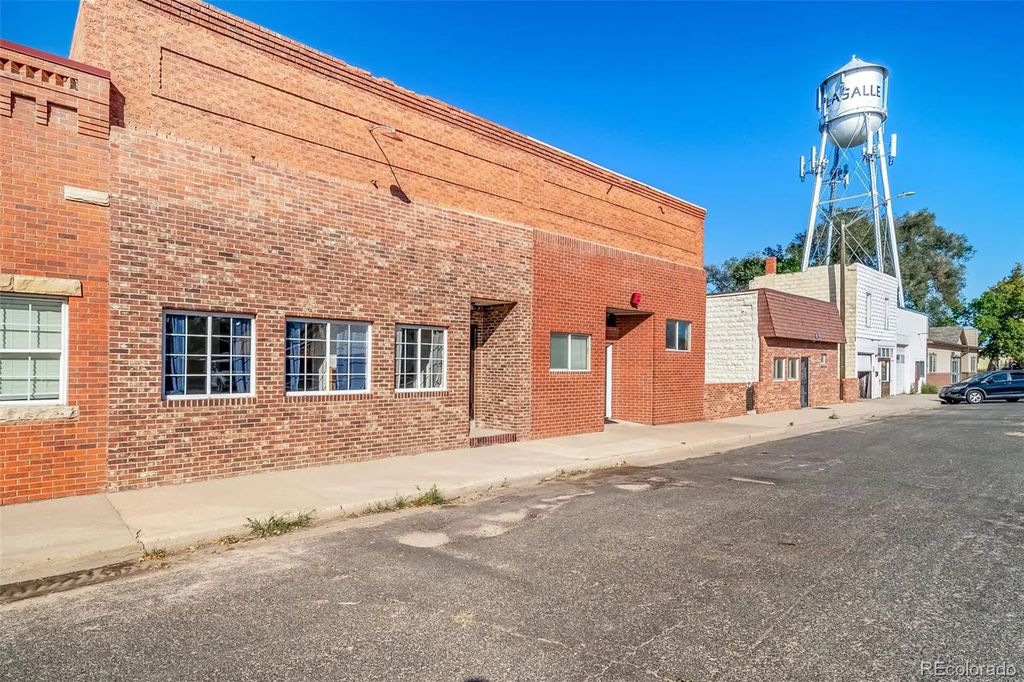 115 Main Street, La Salle