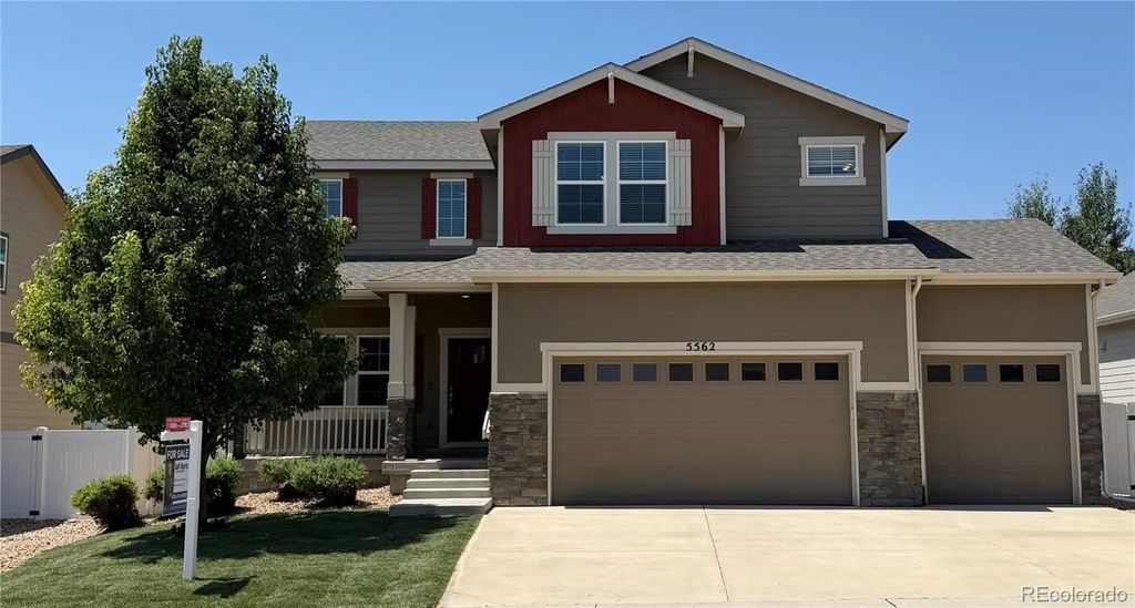5562 Clarence Drive, Windsor