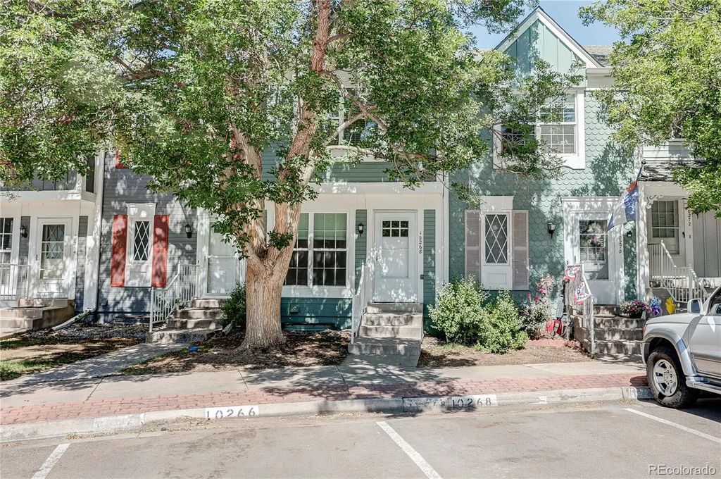 10268 W Dartmouth Avenue, Lakewood