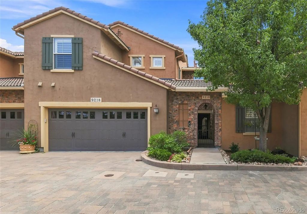9218 Viaggio Way, Littleton