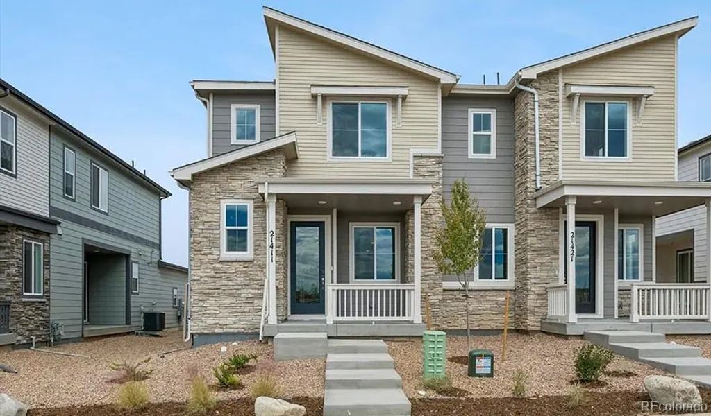 21411 E 67th Avenue, Aurora
