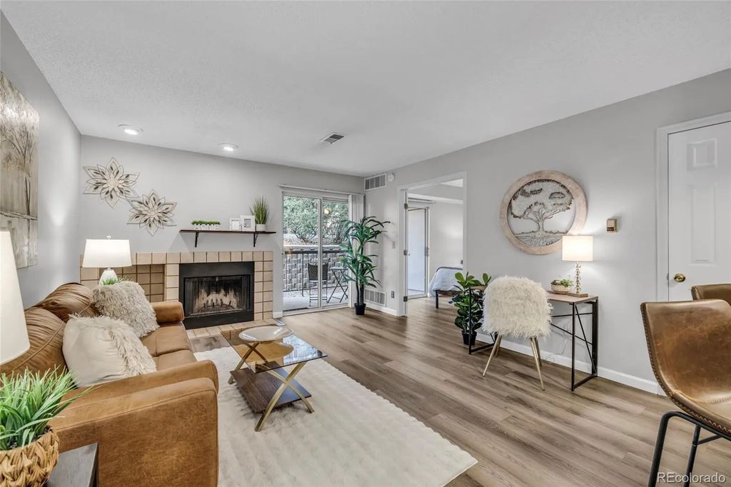 2575 S Syracuse Way A106, Denver