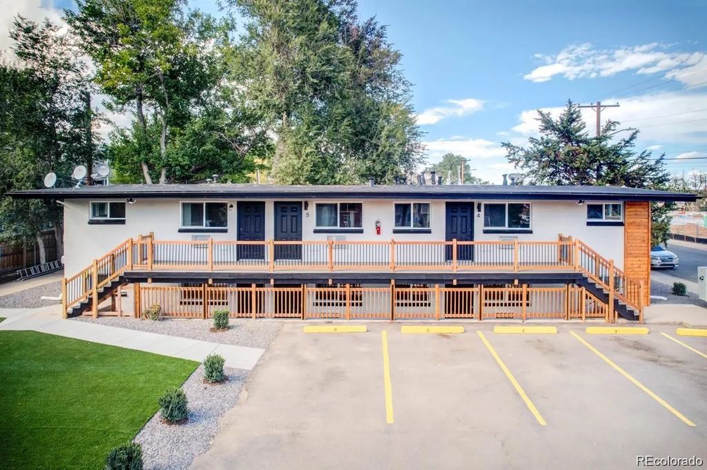 5551 S Delaware Street, Littleton