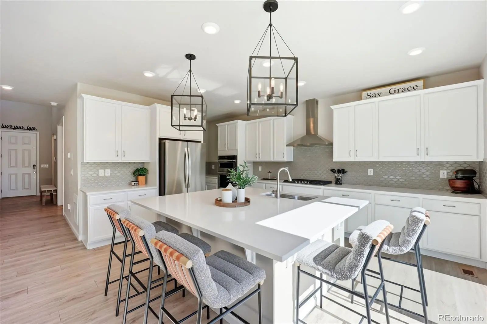 Aurora Real Estate - MLS # 5532225, Residential real estate for Sale in Southshore, MLS Listings # 5532225